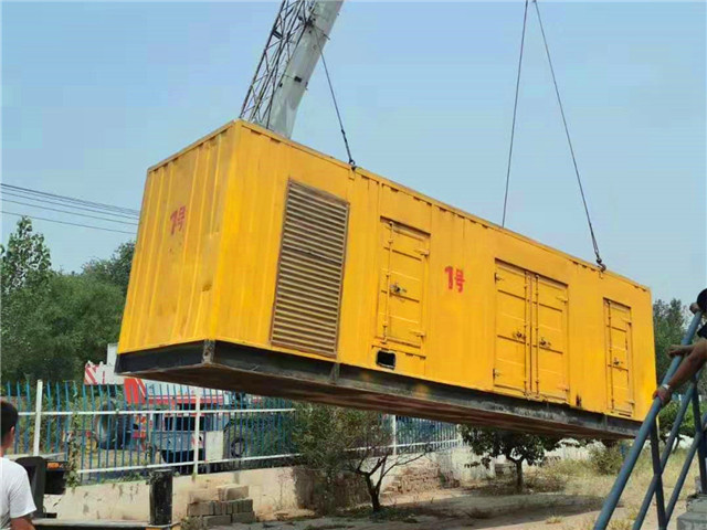 辽阳300KW柴油发电机组油耗是多少？